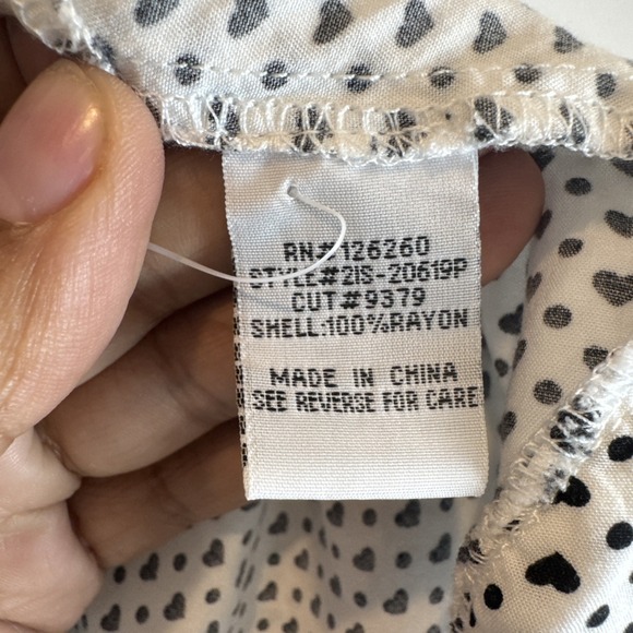 Love Heart Print Button Down Hi-Low Shirt Blouse Top - Picture 8 of 8